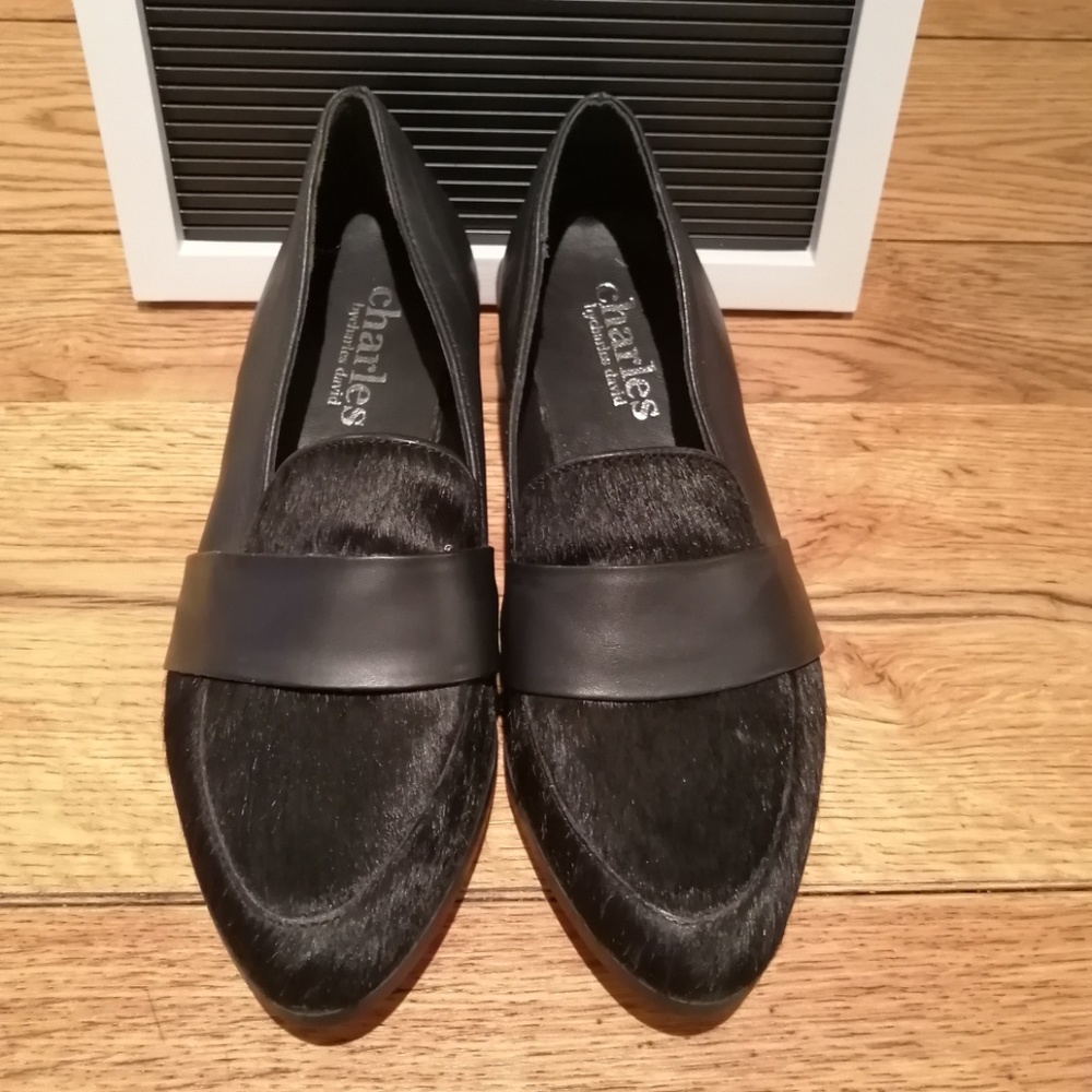 CHARLES DAVID Baha Genuine Calf Hair Loafer

 (0) - Picture 2 of 5